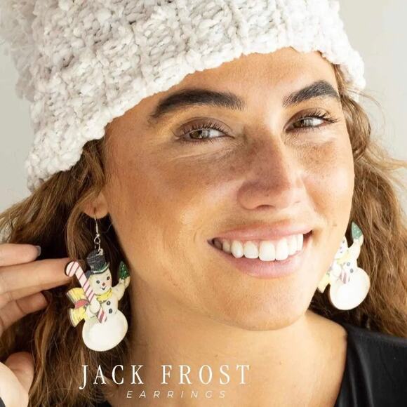 New Plunder “Jack Frost” Wooden Snowman Earrings (2”) - Picture 2 of 3
